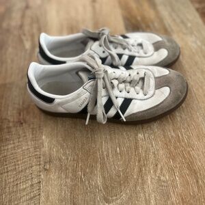 Adidas Sambas - Size 7